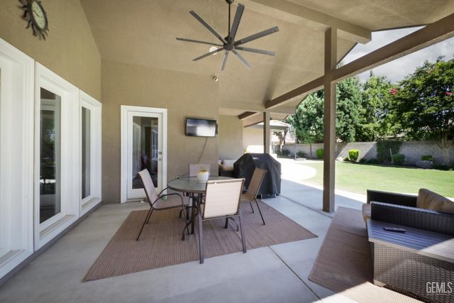 11504 Buffington Street, Bakersfield, CA 93312