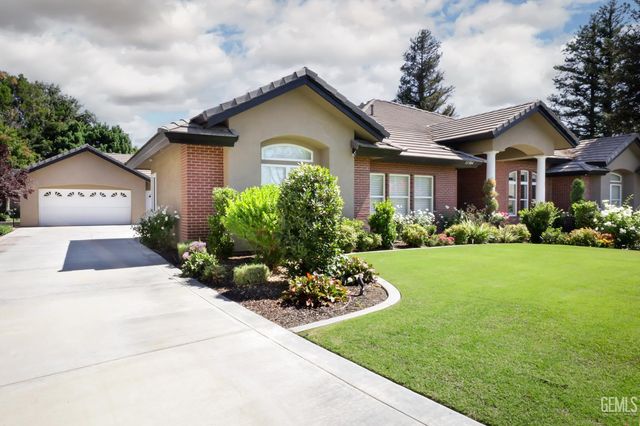 11504 Buffington Street, Bakersfield, CA 93312