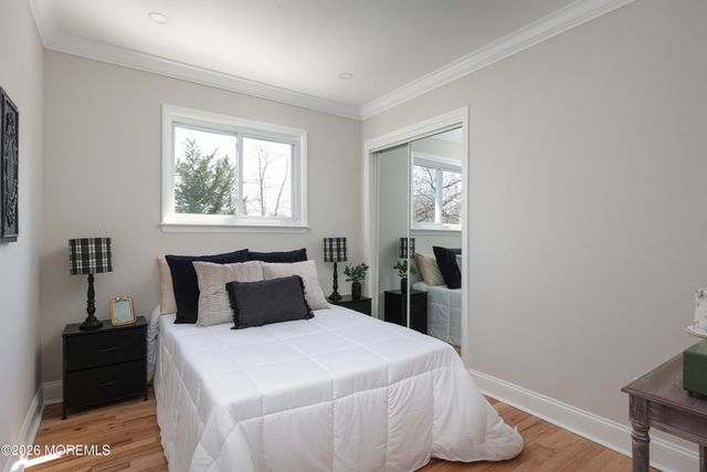 35 Bayberry Lane, Middletown, NJ 07748