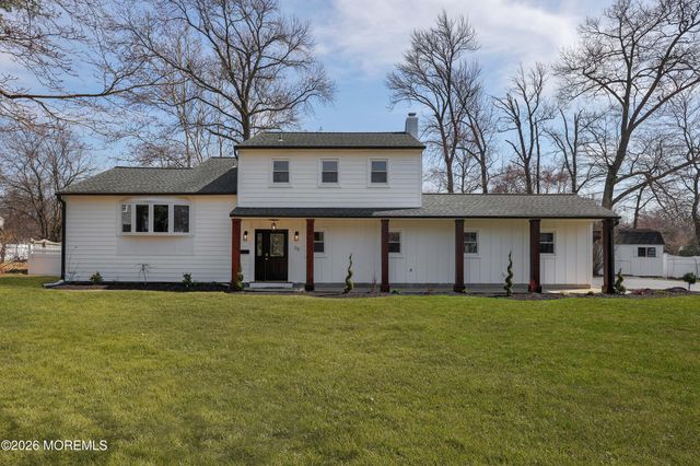35 Bayberry Lane, Middletown, NJ 07748