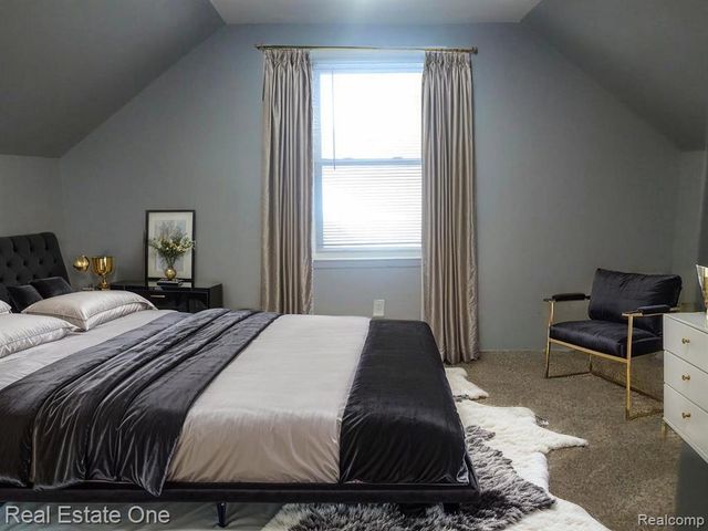 8254 Sussex Street, Detroit, MI 48228