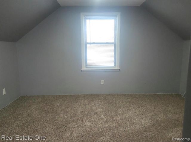 8254 Sussex Street, Detroit, MI 48228