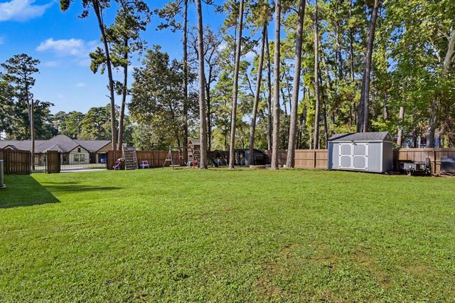 14010 Jamaica Circle, Willis, TX 77318