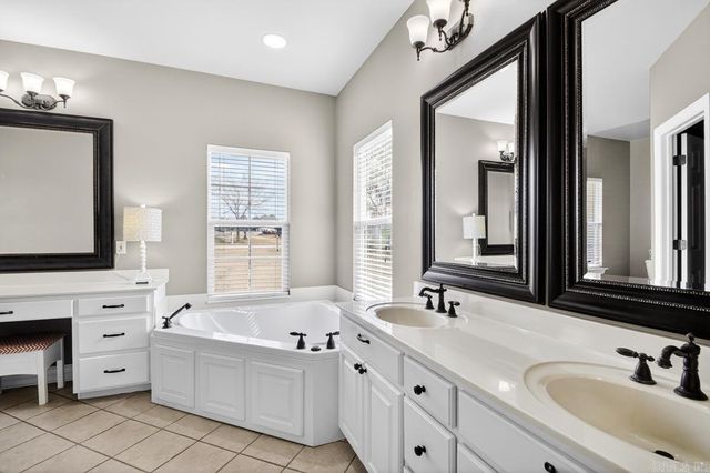 22211 N Kaufman Road, Hensley, AR 72065