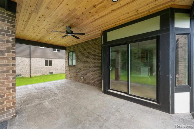 24318 Tullymore Drive, Macomb, MI 48042