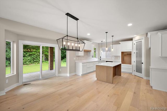 24318 Tullymore Drive, Macomb, MI 48042