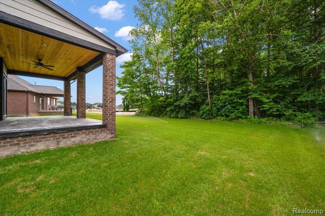 24318 Tullymore Drive, Macomb, MI 48042