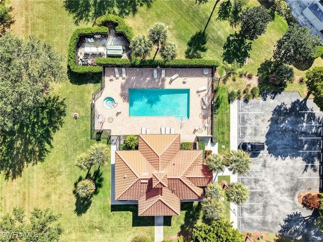 164 Sabal Lake DR, Naples, FL 34104