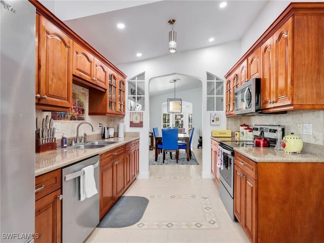 164 Sabal Lake DR, Naples, FL 34104