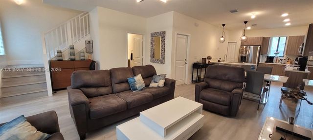 4682 NW 83rd Avenue, Doral, FL 33166