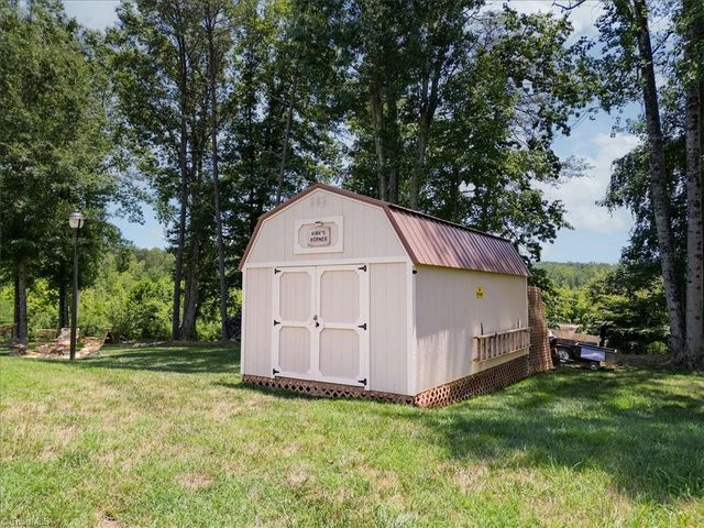 290 Tuttle Road, Rural Hall, NC 27045