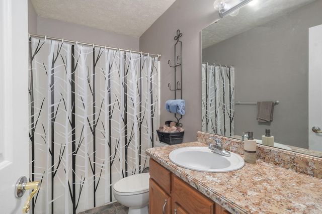 710 Silver Streak Road, Nixa, MO 65714