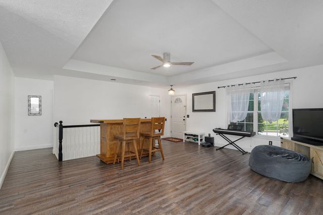 710 Silver Streak Road, Nixa, MO 65714