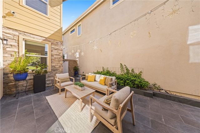 238 Chorus, Irvine, CA 92618