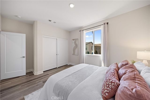 238 Chorus, Irvine, CA 92618