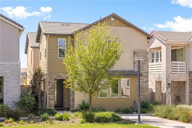 238 Chorus, Irvine, CA 92618