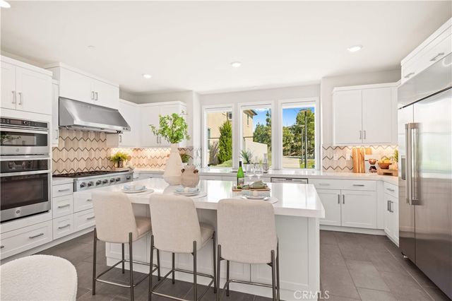 238 Chorus, Irvine, CA 92618