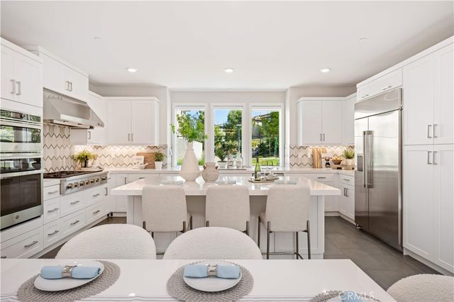 238 Chorus, Irvine, CA 92618