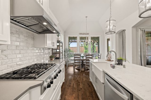 3808 Kennoway, The Colony, TX 75056