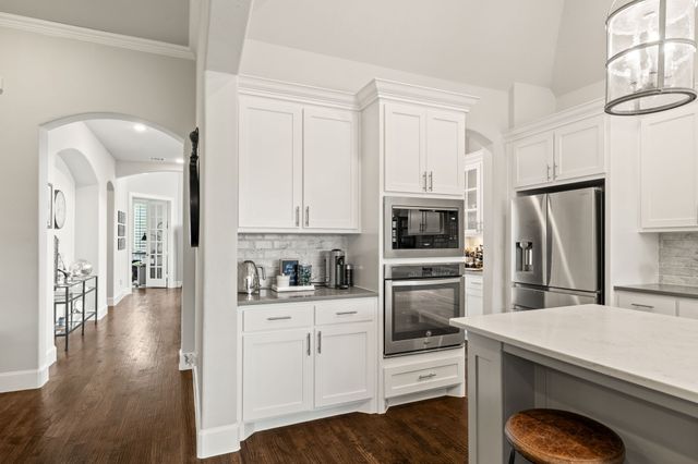 3808 Kennoway, The Colony, TX 75056