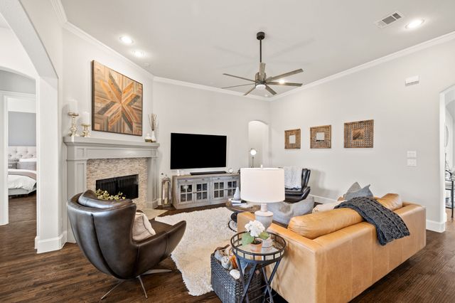 3808 Kennoway, The Colony, TX 75056