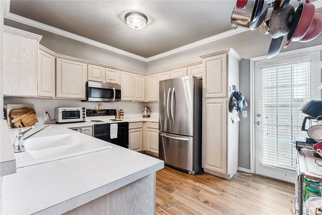 6162 N Brookline Avenue 13, Oklahoma City, OK 73112