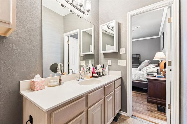 6162 N Brookline Avenue 13, Oklahoma City, OK 73112