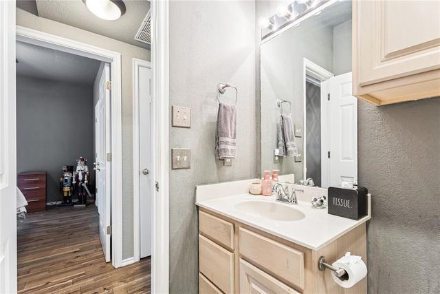 6162 N Brookline Avenue 13, Oklahoma City, OK 73112