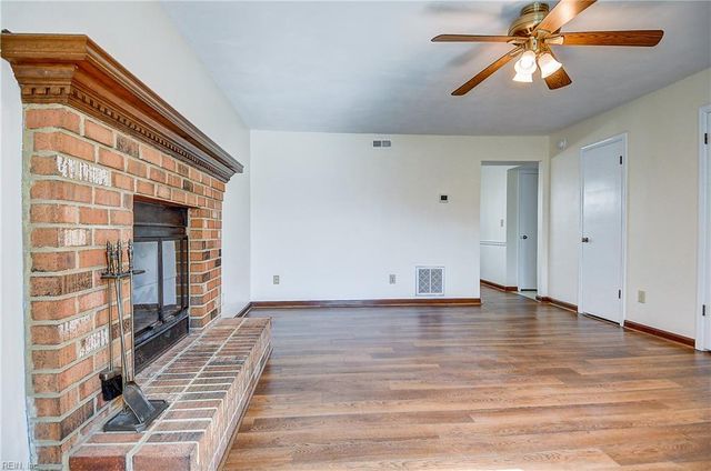 1504 Coatbridge CT, Virginia Beach, VA 23464