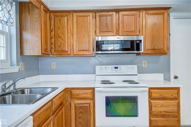 1504 Coatbridge CT, Virginia Beach, VA 23464