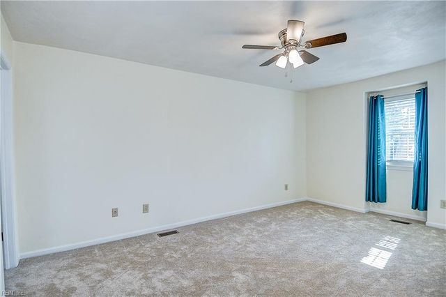 1504 Coatbridge CT, Virginia Beach, VA 23464