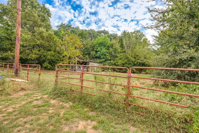 1549 Starr Road, Denison, TX 75021
