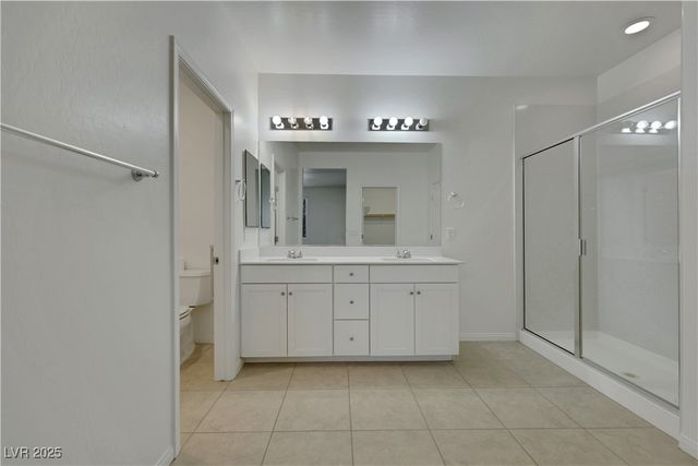 5713 Silver Cascade Avenue, Las Vegas, NV 89131