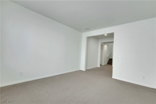 5713 Silver Cascade Avenue, Las Vegas, NV 89131