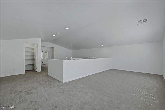 5713 Silver Cascade Avenue, Las Vegas, NV 89131