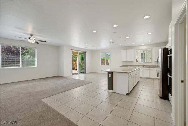 5713 Silver Cascade Avenue, Las Vegas, NV 89131