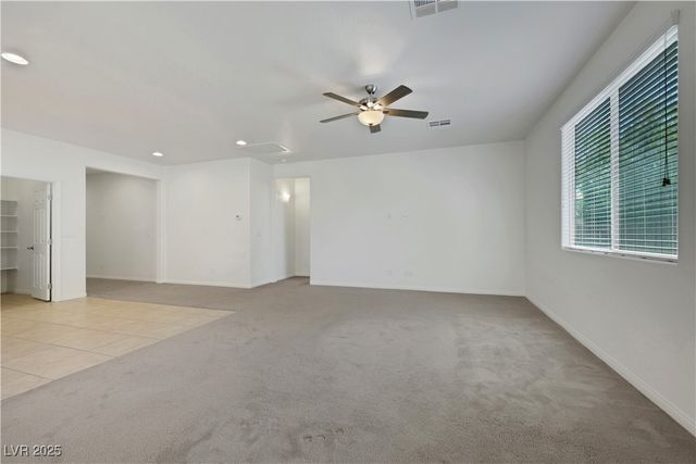 5713 Silver Cascade Avenue, Las Vegas, NV 89131