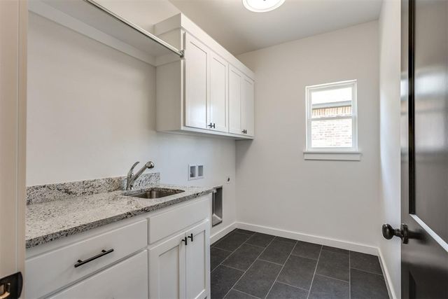 2216 SW 160th Street, Oklahoma City, OK 73170