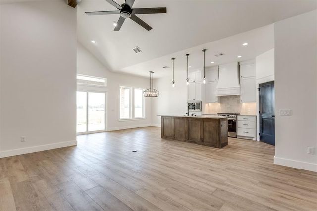 2216 SW 160th Street, Oklahoma City, OK 73170