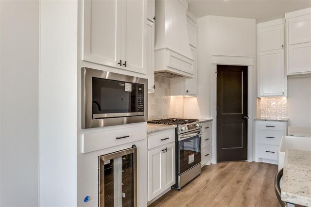 2216 SW 160th Street, Oklahoma City, OK 73170