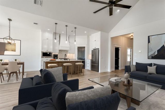 2216 SW 160th Street, Oklahoma City, OK 73170