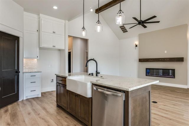 2216 SW 160th Street, Oklahoma City, OK 73170