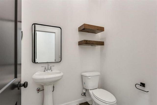 2216 SW 160th Street, Oklahoma City, OK 73170