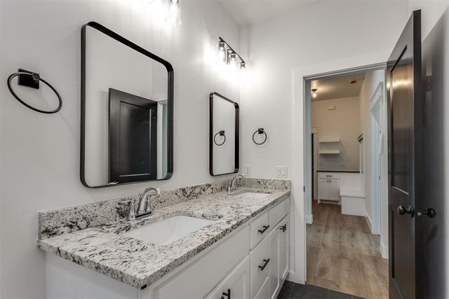 2216 SW 160th Street, Oklahoma City, OK 73170