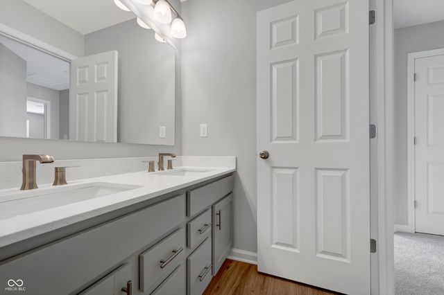 5420 Aspen Wood Lane, Indianapolis, IN 46239