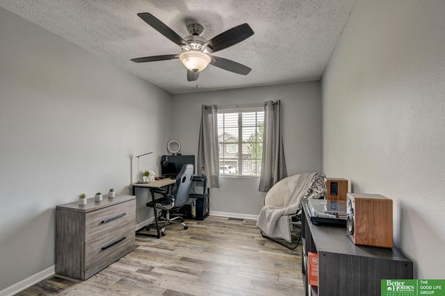 9113 Black Street, Omaha, NE 68122