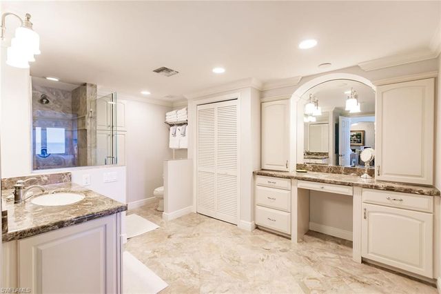 2885 Gulf Shore BLVD N 302, Naples, FL 34103