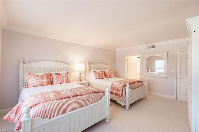 2885 Gulf Shore BLVD N 302, Naples, FL 34103