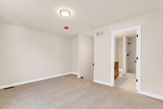 4172 Blossom Drive, Sterling Heights, MI 48314