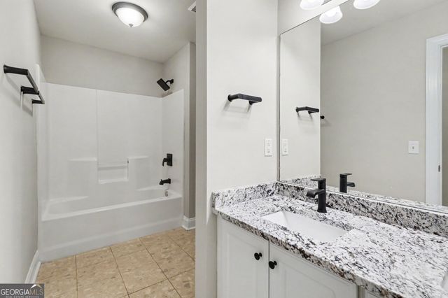 130 Oakhurst Terrace NE, Calhoun, GA 30701